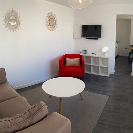 Votre Mini Maison En Plein Coeur Du Centre Ville -Terrasse - Et Parking Prive Sur Place Clos - Draps Et Menage Inclus Concarneau Zewnętrze zdjęcie
